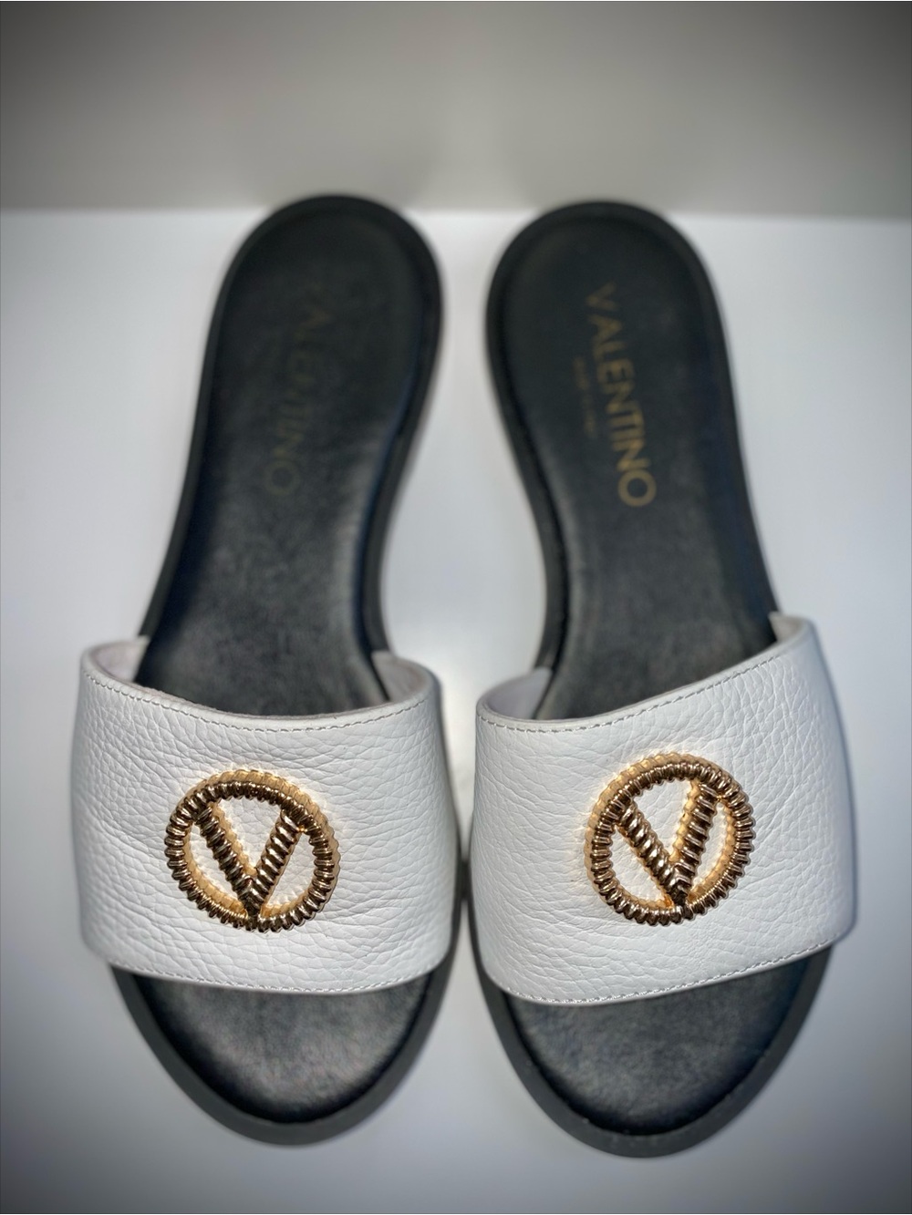 Valentino By Mario Valentino White Slide Sandals with Gold Logo - Picture 2 of 5